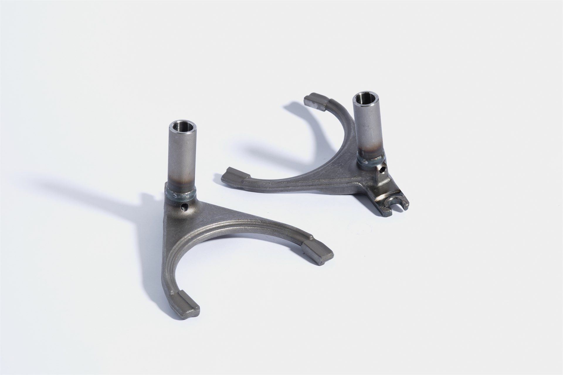 Fork for transmission systems